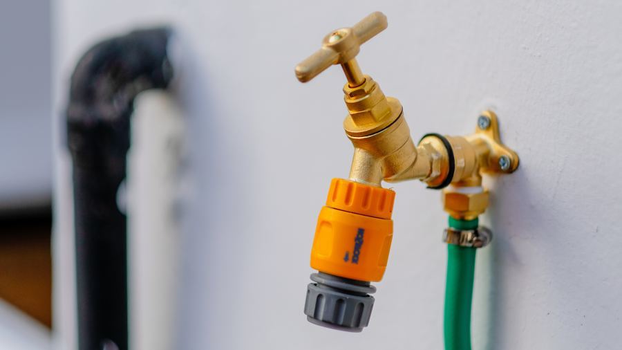 Instalação de sistemas de rega automáticos