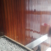 ENVERNIZAMENTO de hall de entrada de condomínio