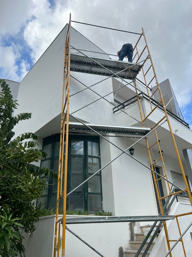 Depois do trabalho de reabilitação de fachada fe uma moradia