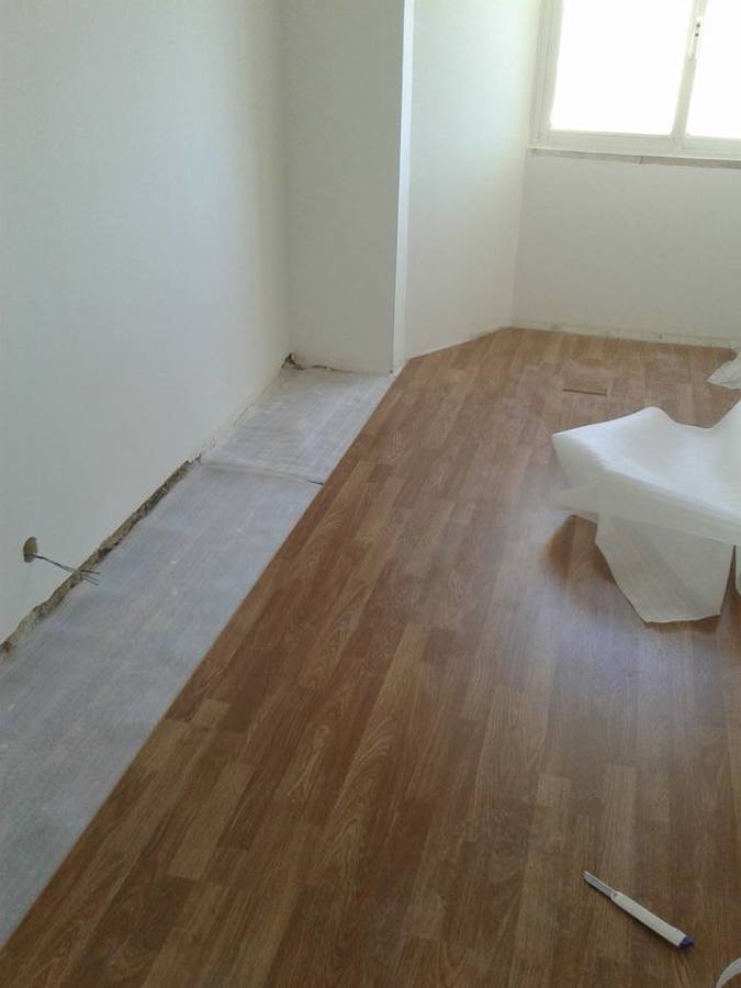 Piso flutuante simples