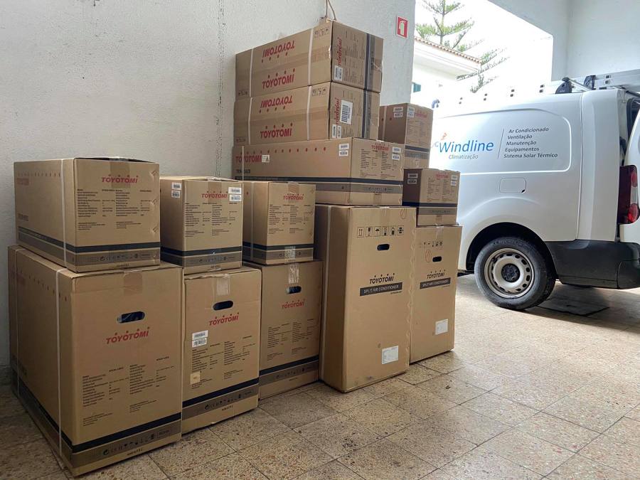 AC em stock no nosso armazém .