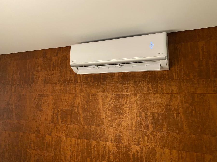 Toyotomi unidade interior IZURU 18mil btus