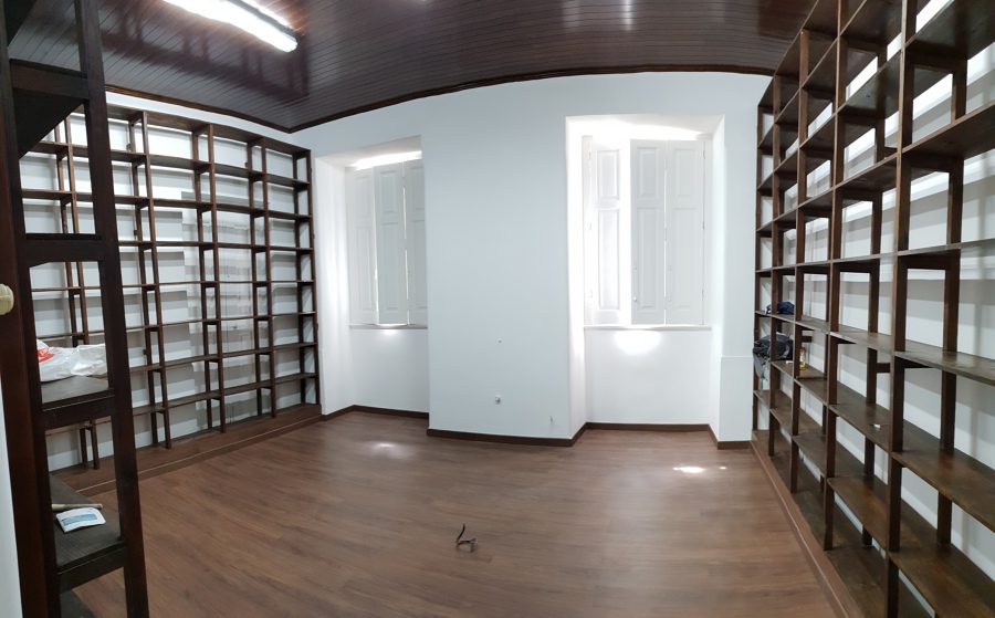 Restauracao de Biblioteca