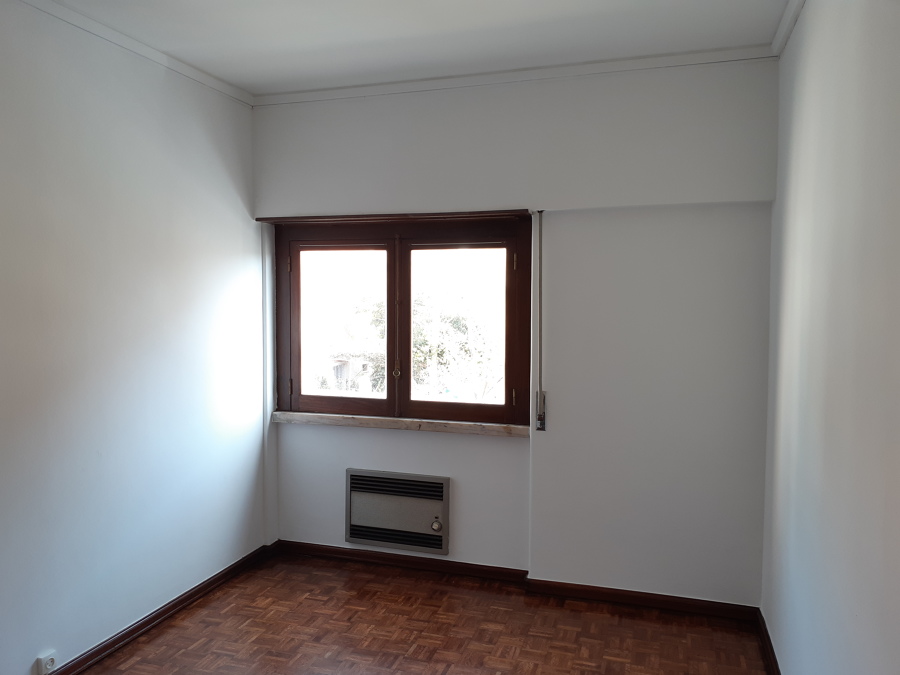 Pintar, afagar e envernizar