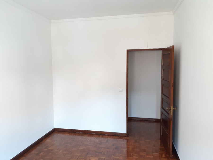 Pintar, afagar e envernizar