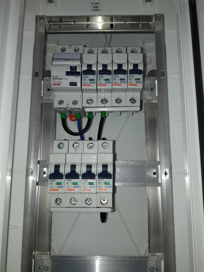 Quadro parcial do 1º andar de uma habitação