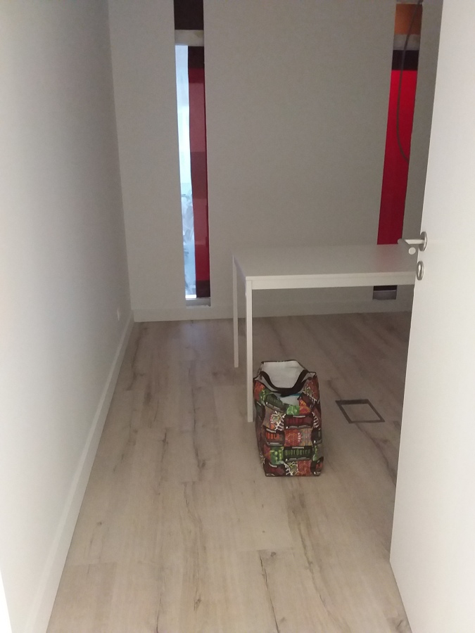 Remodelação paredes e chão e teto consultório