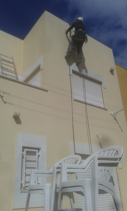 Reparação e Pintura fachada /Rapel