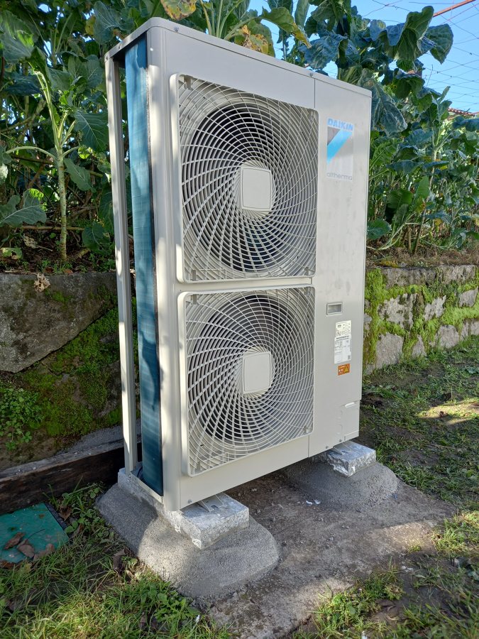Instalação Bomba de Calor Daikin Altherma split