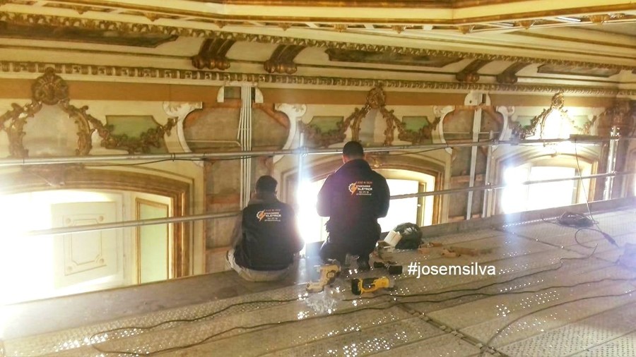 Remodelação de iluminação no Palácio de Queluz
