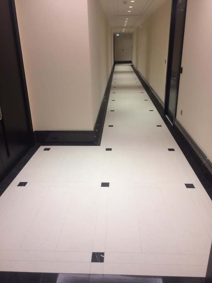 Corredor em marmore