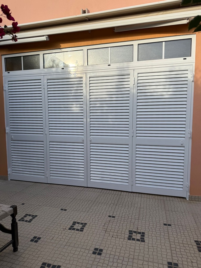 Persianas 4 folhas com fixo superior