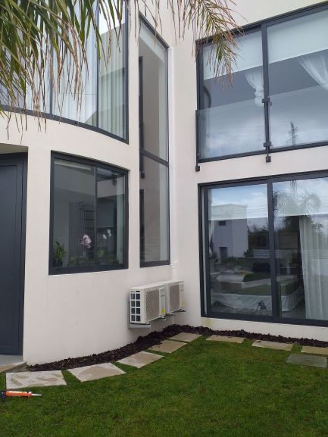 Instalação de Ar Condicionado (exterior)