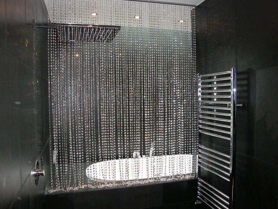 Casa de banho com toda a sofisticação, executada com excelência pela nossa equipa.