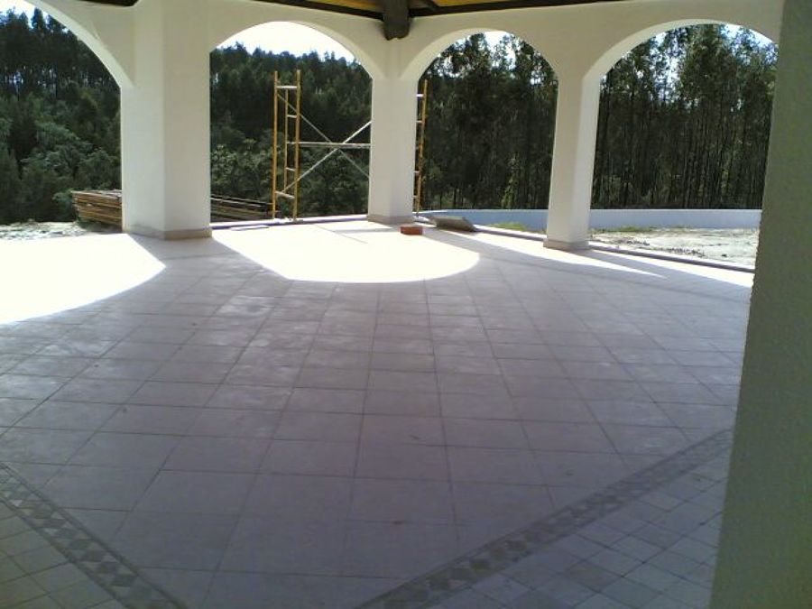 Chão alpendre jardim Odemira