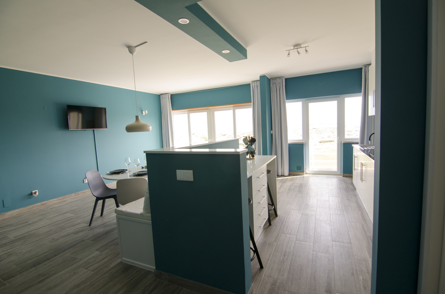 Pintura em apartamento destinado a Alojamento Local