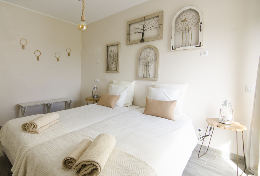 Pintura em apartamento destinado a Alojamento Local