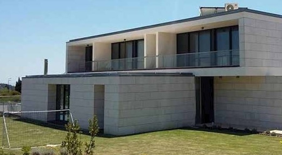 Moradia Chave na Mão Charneca Caparica