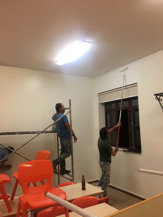 Pintura de interior de escola
