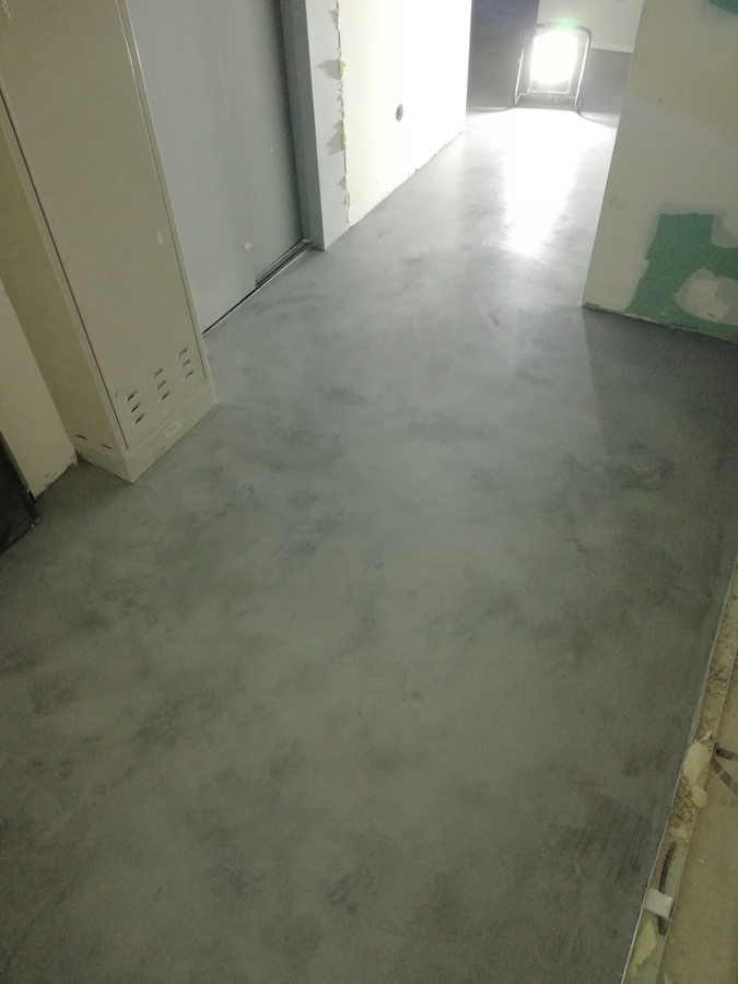 Corredor com vários acessos