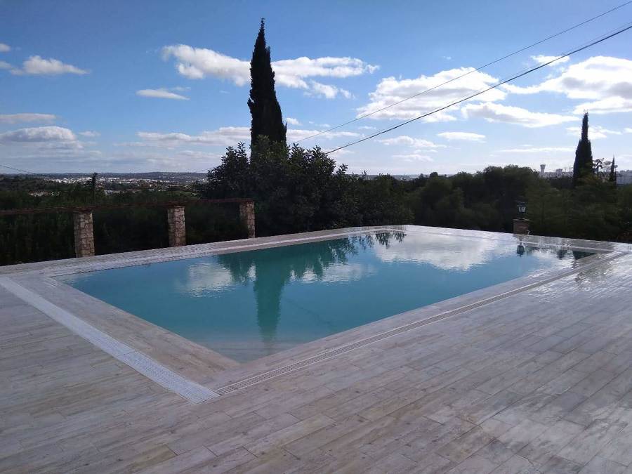 Piscina acabada P1