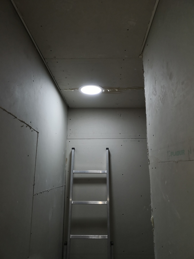 Trabalho de pladur com aplicação de Led