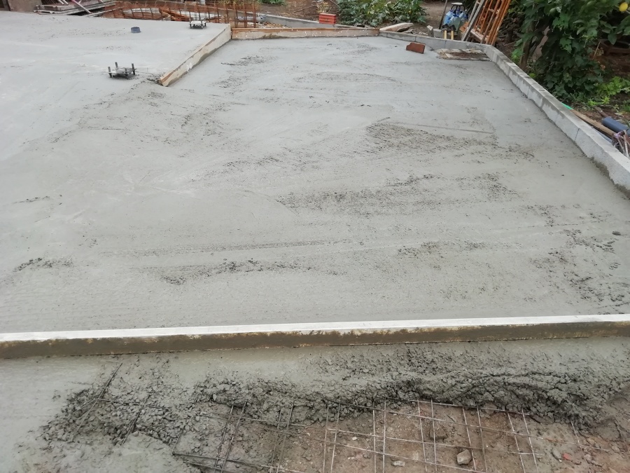 Massame de garagem e arruamento