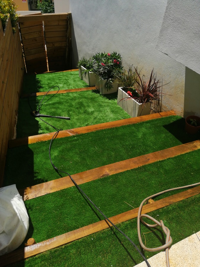 relva sintética de altura 4.2 cm