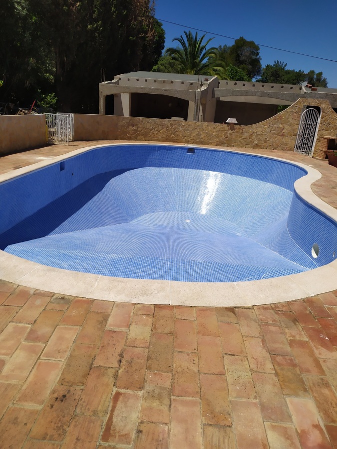 Piscina acabada P2