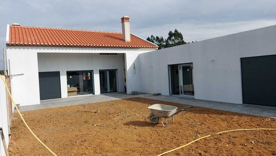Serviços de Isolamento Termo Acústico (Capoto em EPS)