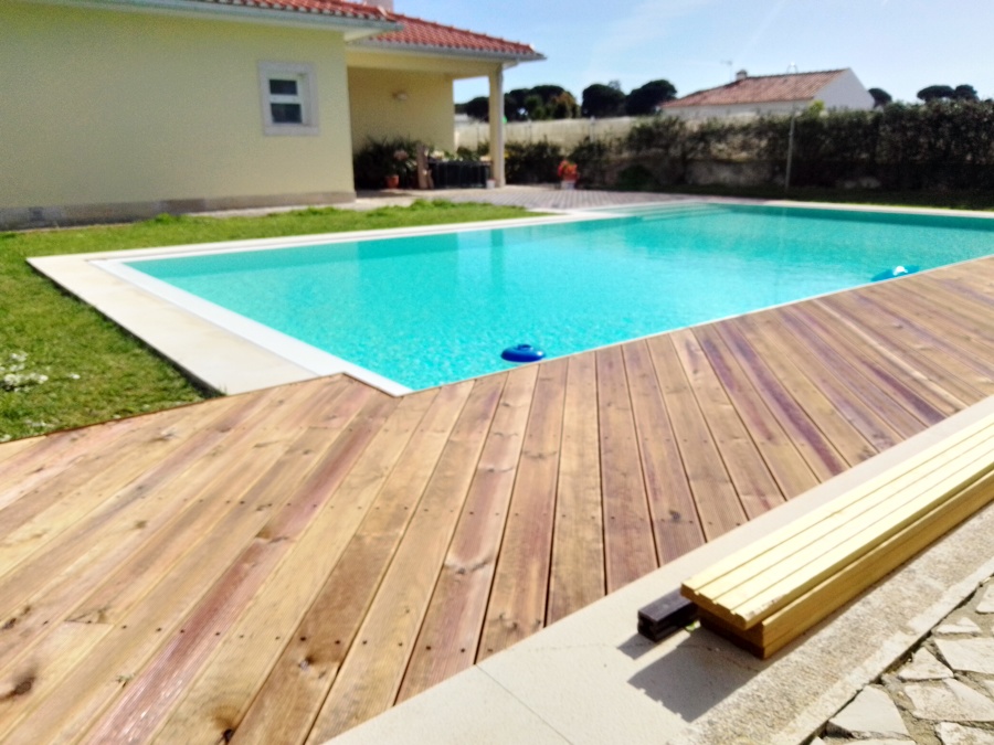 Deck decorativo  como área de lazer