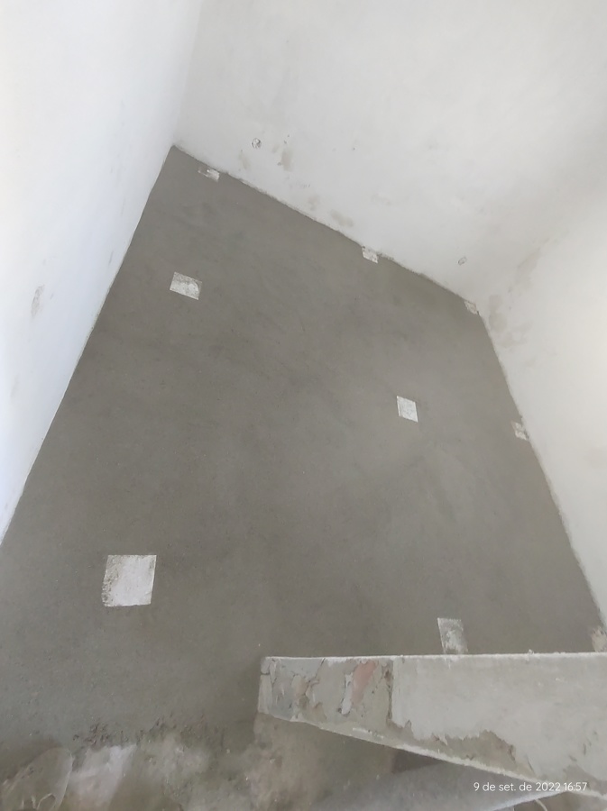 Betonilha feita para receber ladrilho