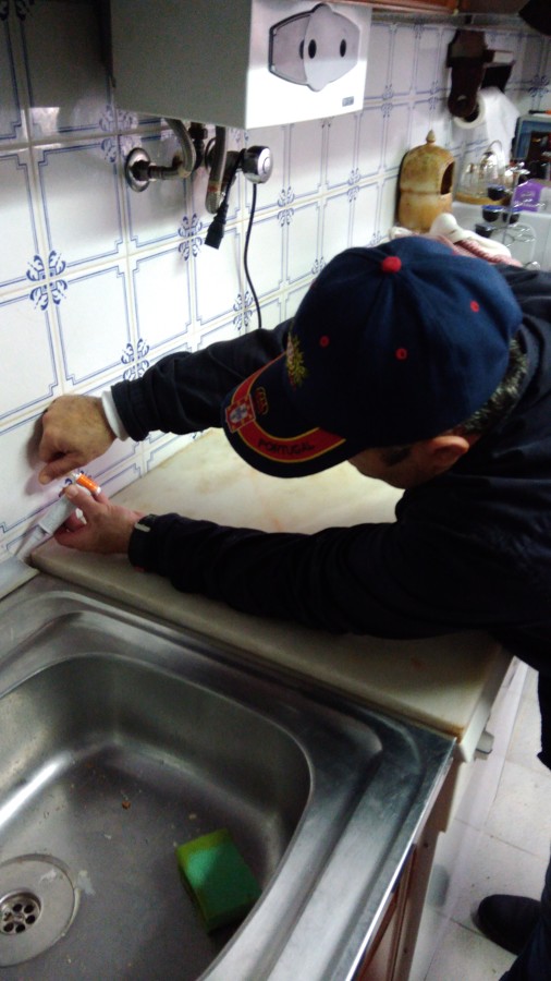 aplicando o silicone