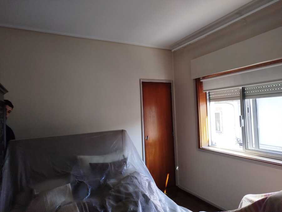 Pintura de um apartamento em Braga