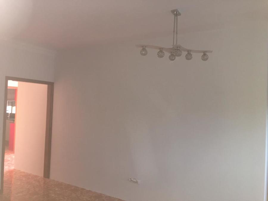 Parede divisória em gesso cartonado