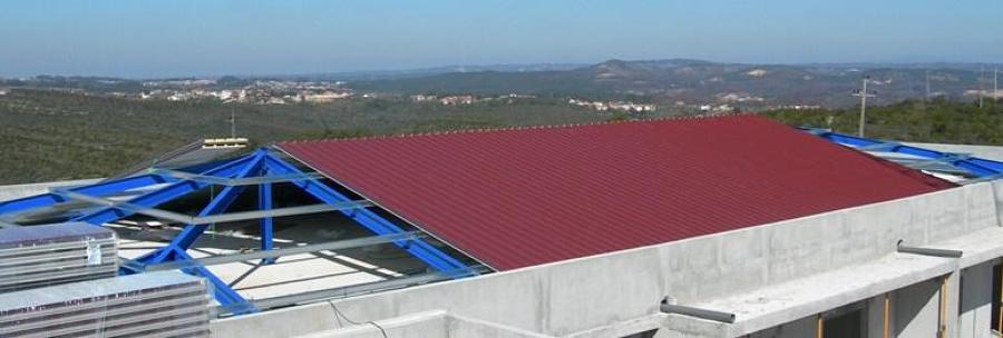 Estruturas Metálicas, Pavilhões Industriais, Coberturas, Serralharia