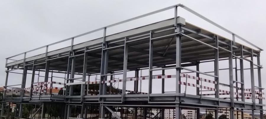 Estruturas Metálicas, Pavilhões Industriais, Coberturas, Serralharia