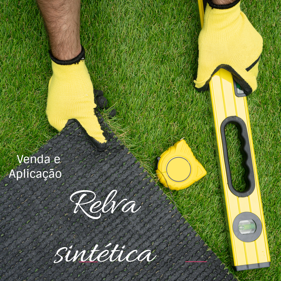 aplicação de relva sintética