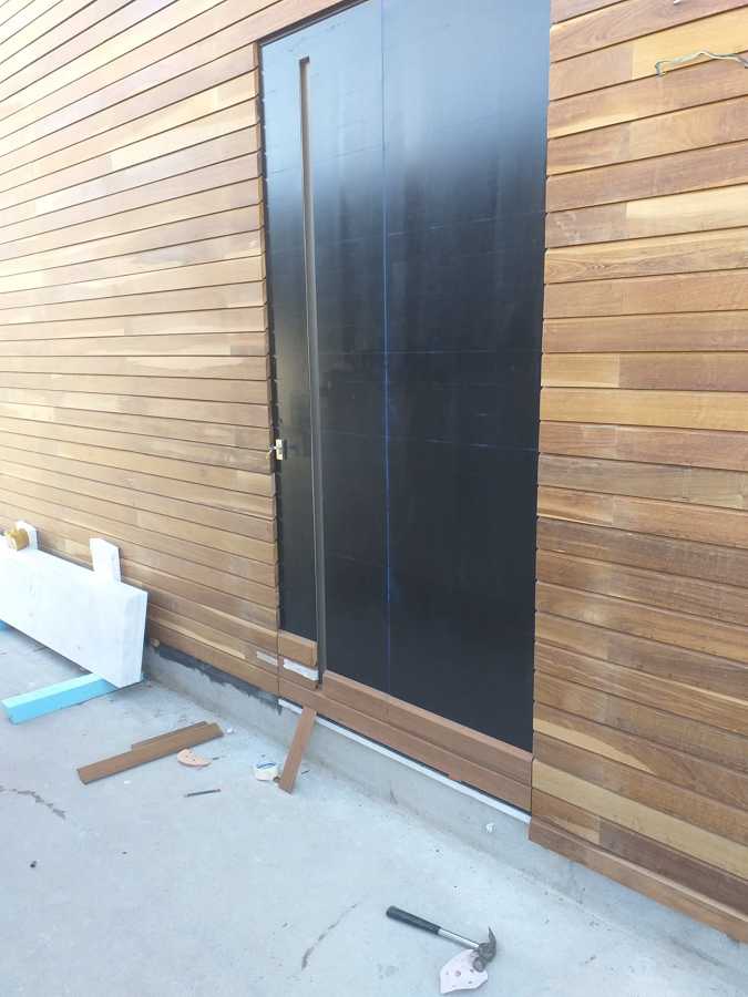 Deck em fachada Madeira de IPÊ