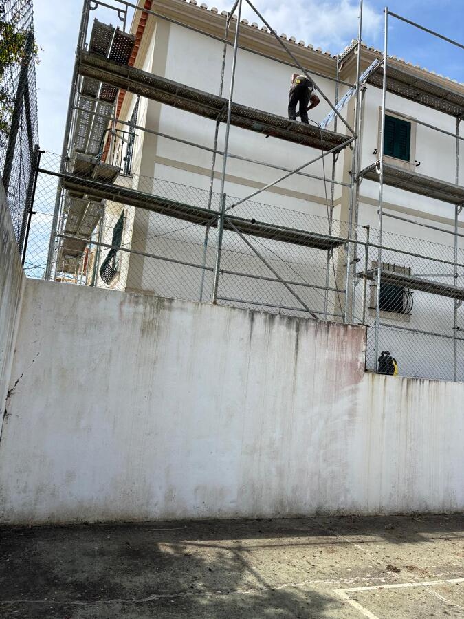 Montagem Andaimes para Serviços Pintura