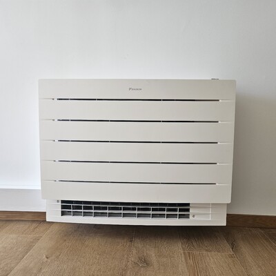 Consola Chão Daikin Perfera R