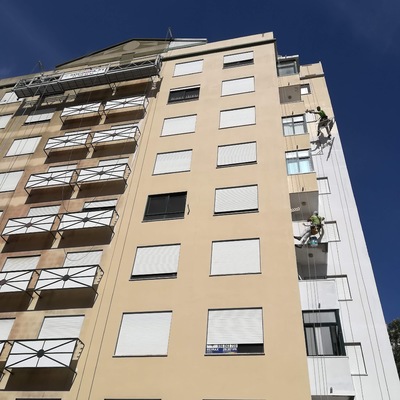 Pintura predial em rapel