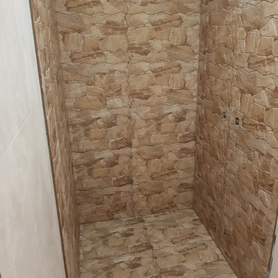 Construção de base de chuveiro