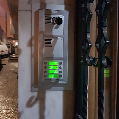 Sistema de video porteiro Urmet