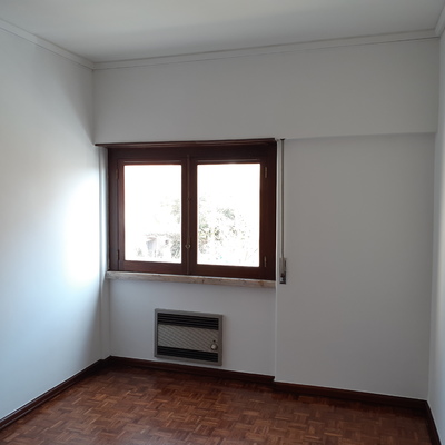 Pintar, afagar e envernizar