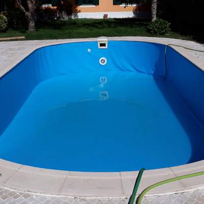 Revestimento em tela armada azul liso