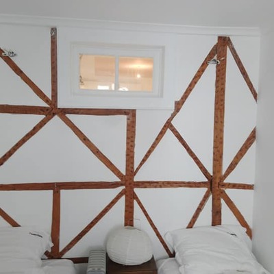 Pintura e verniz em apartamento antigo em São Bento,Lisboa.