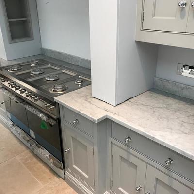 Bancada de Cozinha em Branco Carrara