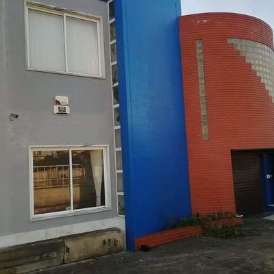 Pintura de e reparação de fachada exterior