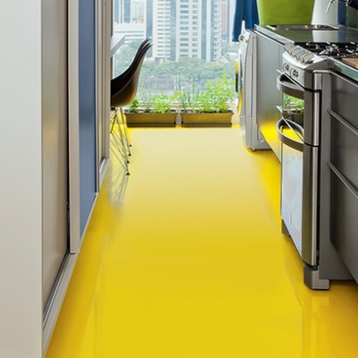 Porcelanato liquido em amarelo